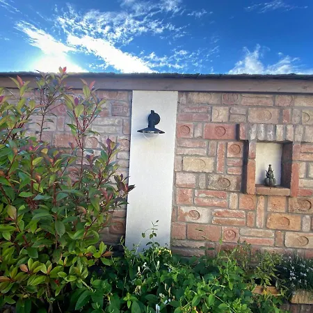 Vatus Apartmanhaz * Vác