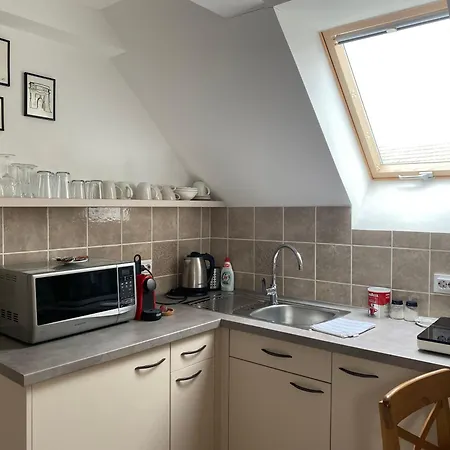 Vatus Apartmanhaz Lägenhet Vác