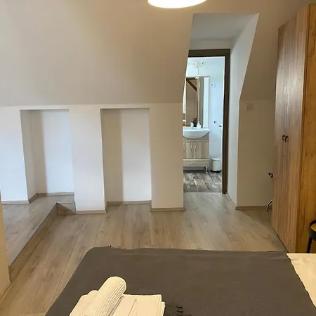 Vatus Apartmanhaz