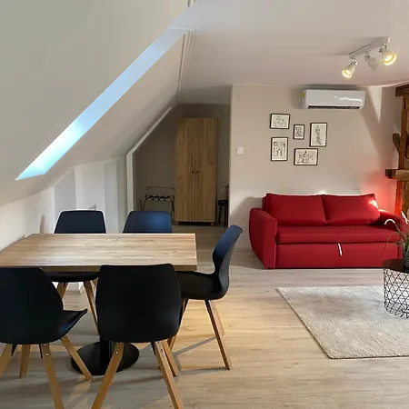 Vatus Apartmanhaz