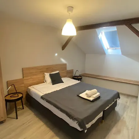 Apartment Vatus Apartmanhaz Vac