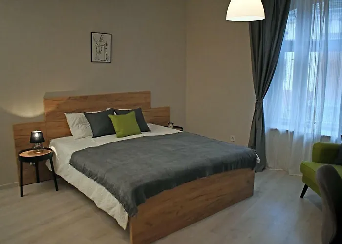 Vatus Apartmanhaz